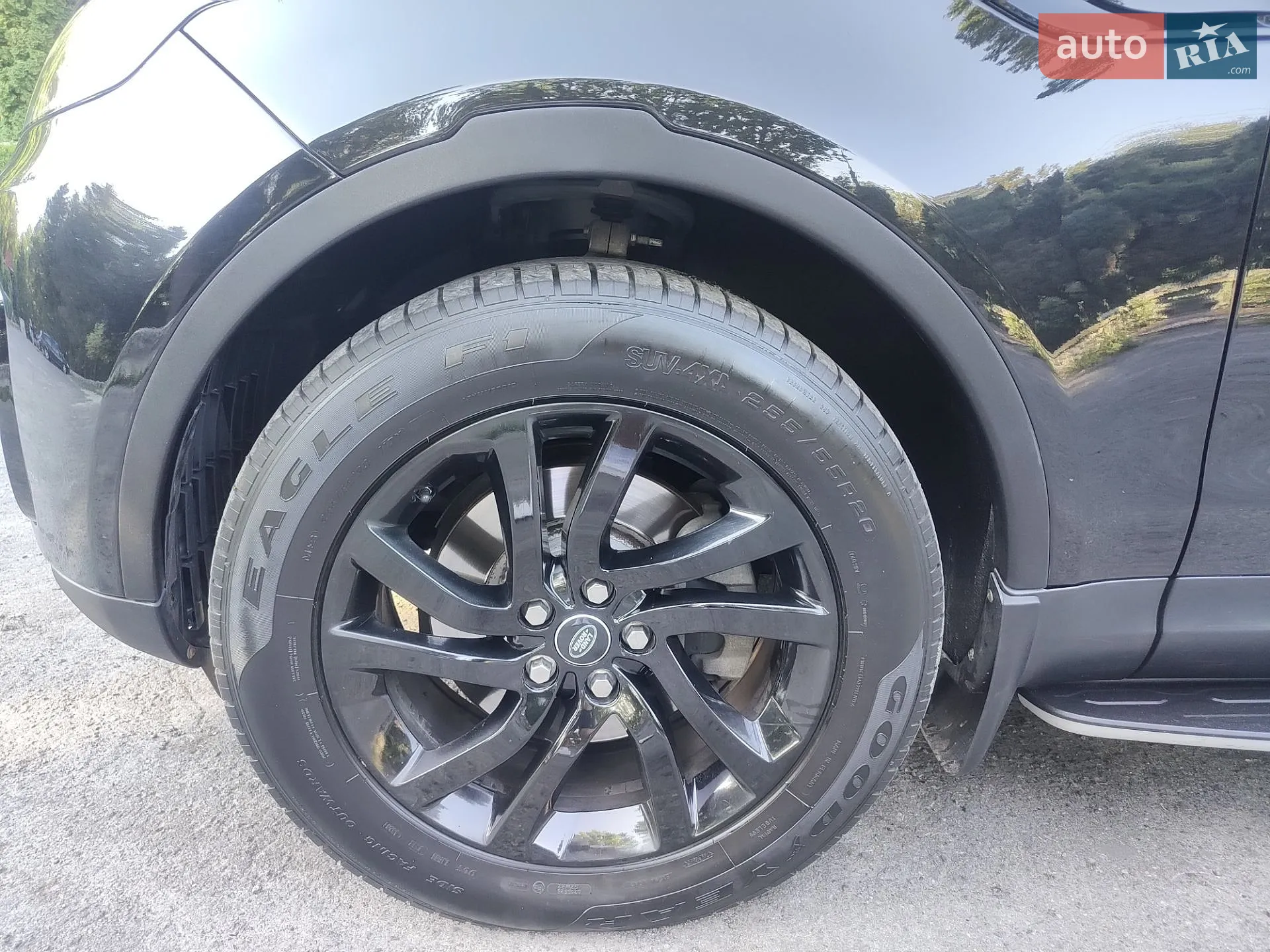 2017 Land Rover Discovery - мініатюра 16