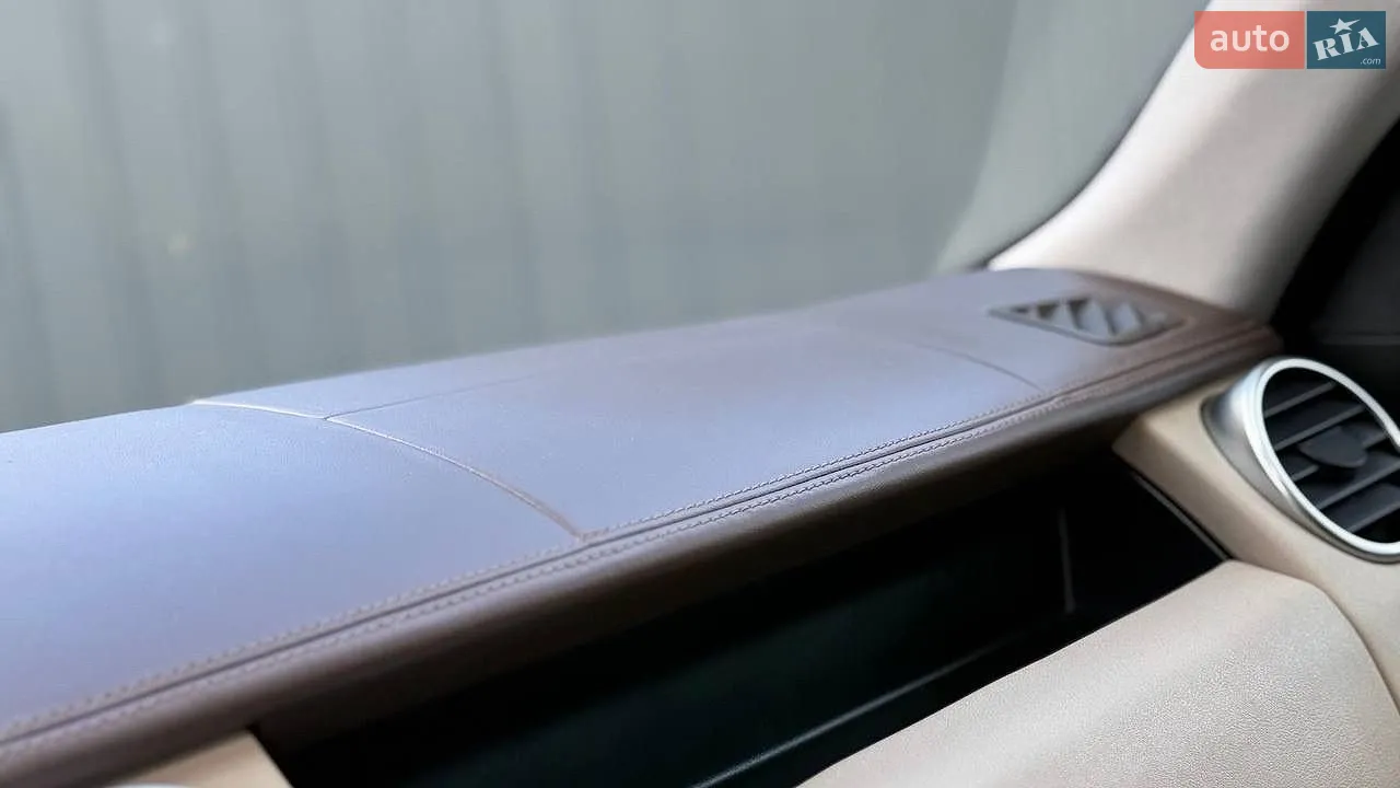 2016 Land Rover Discovery - мініатюра 77