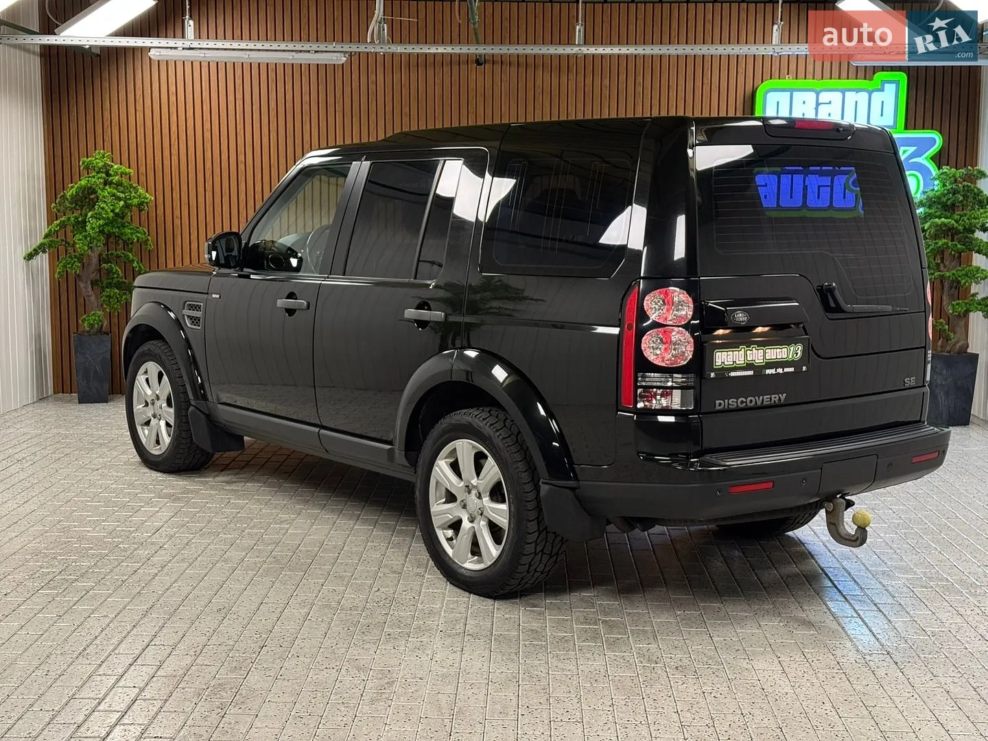 2016 Land Rover Discovery - мініатюра 42