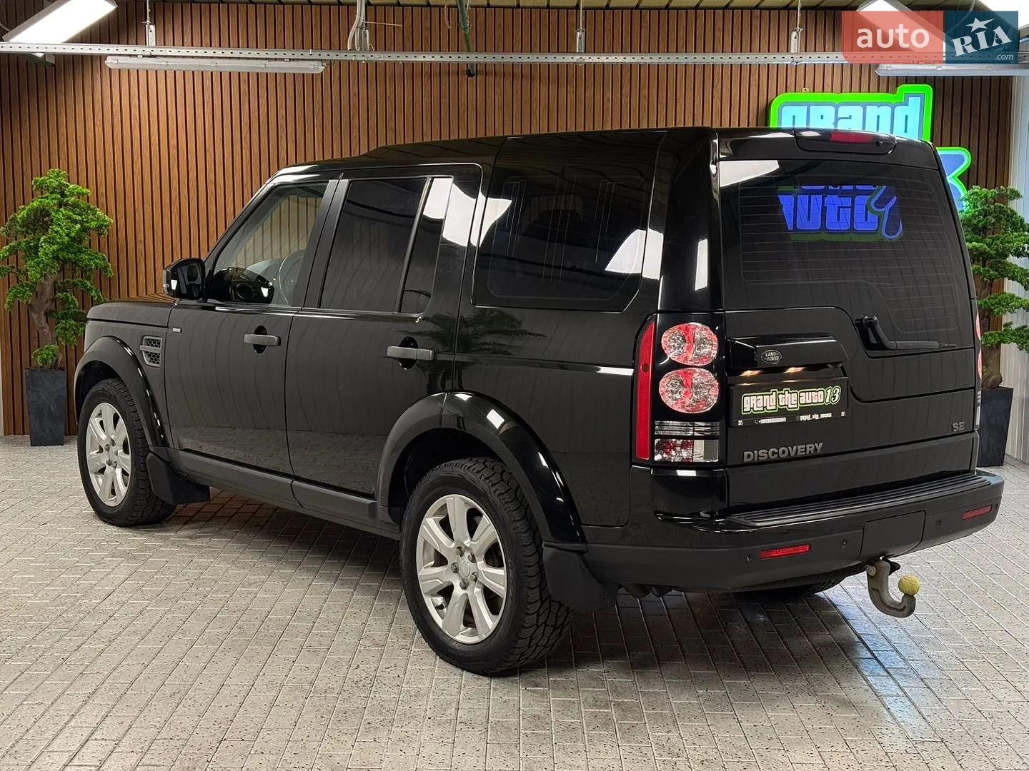 2016 Land Rover Discovery - мініатюра 46