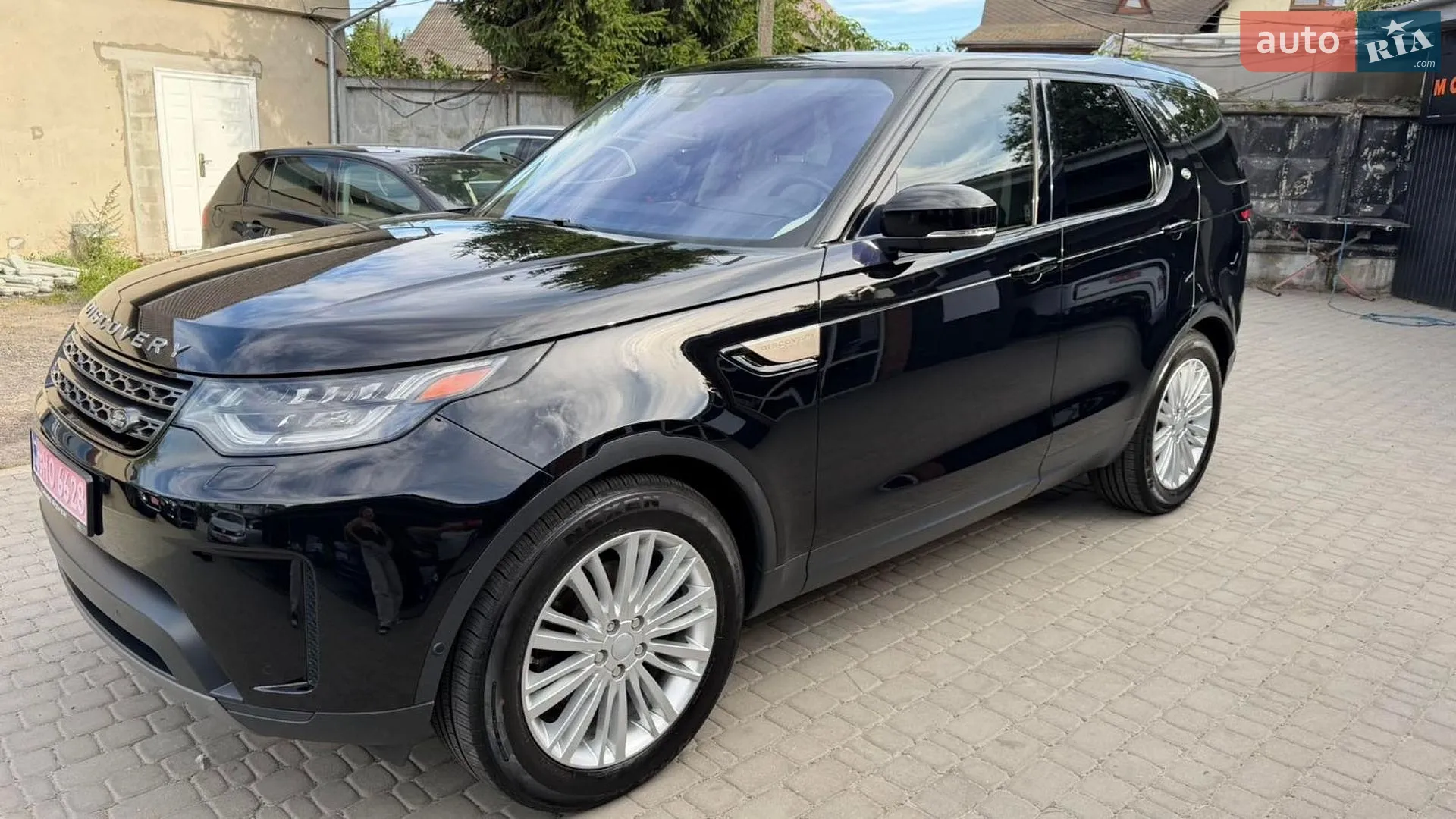 2020 Land Rover Discovery - мініатюра 8