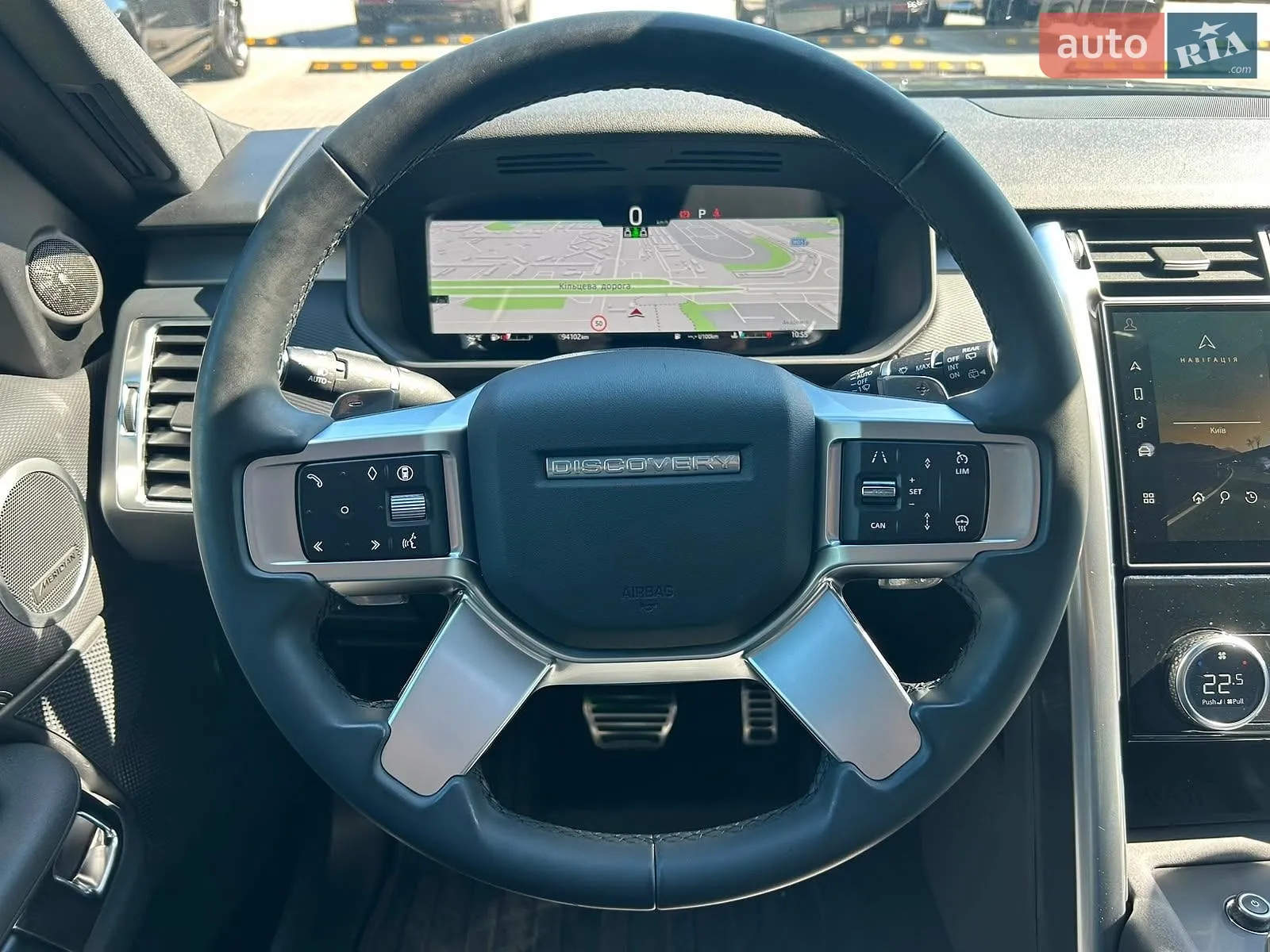 2023 Land Rover Discovery - мініатюра 16