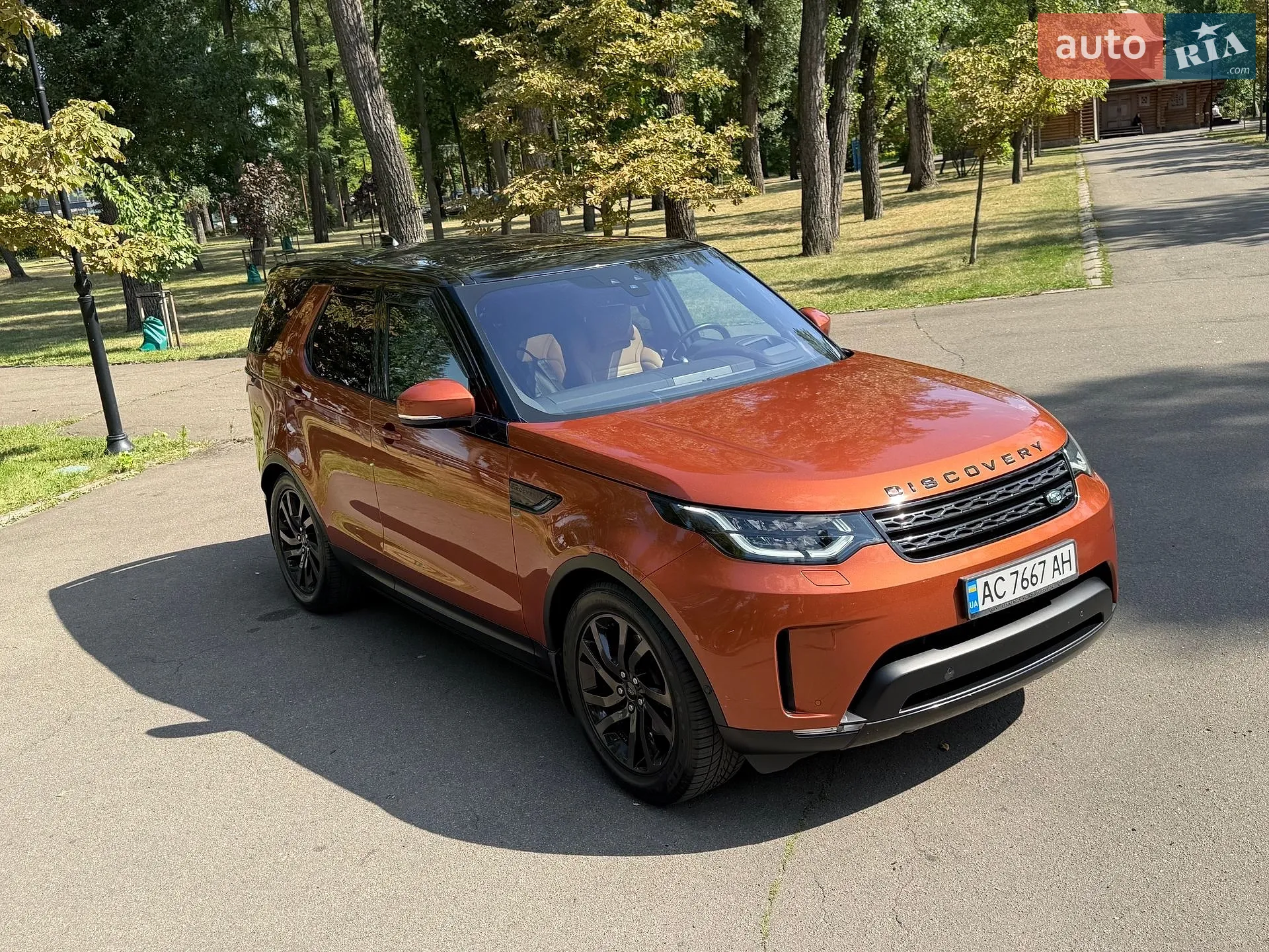 2019 Land Rover Discovery - мініатюра 17