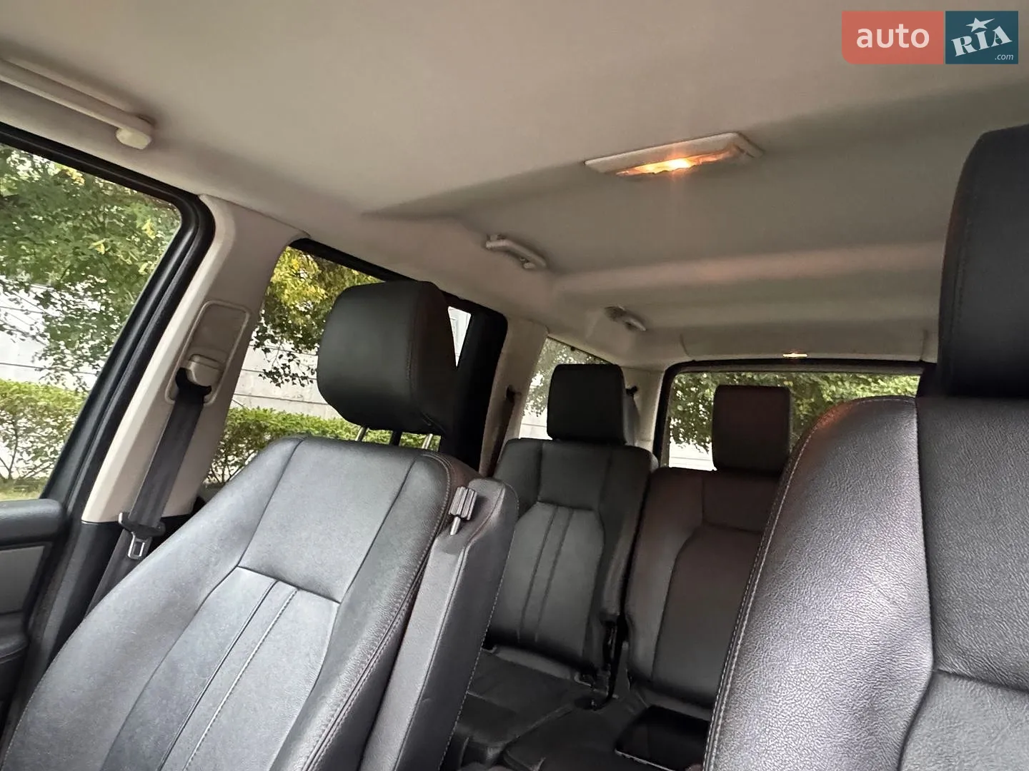 2010 Land Rover Discovery - мініатюра 22