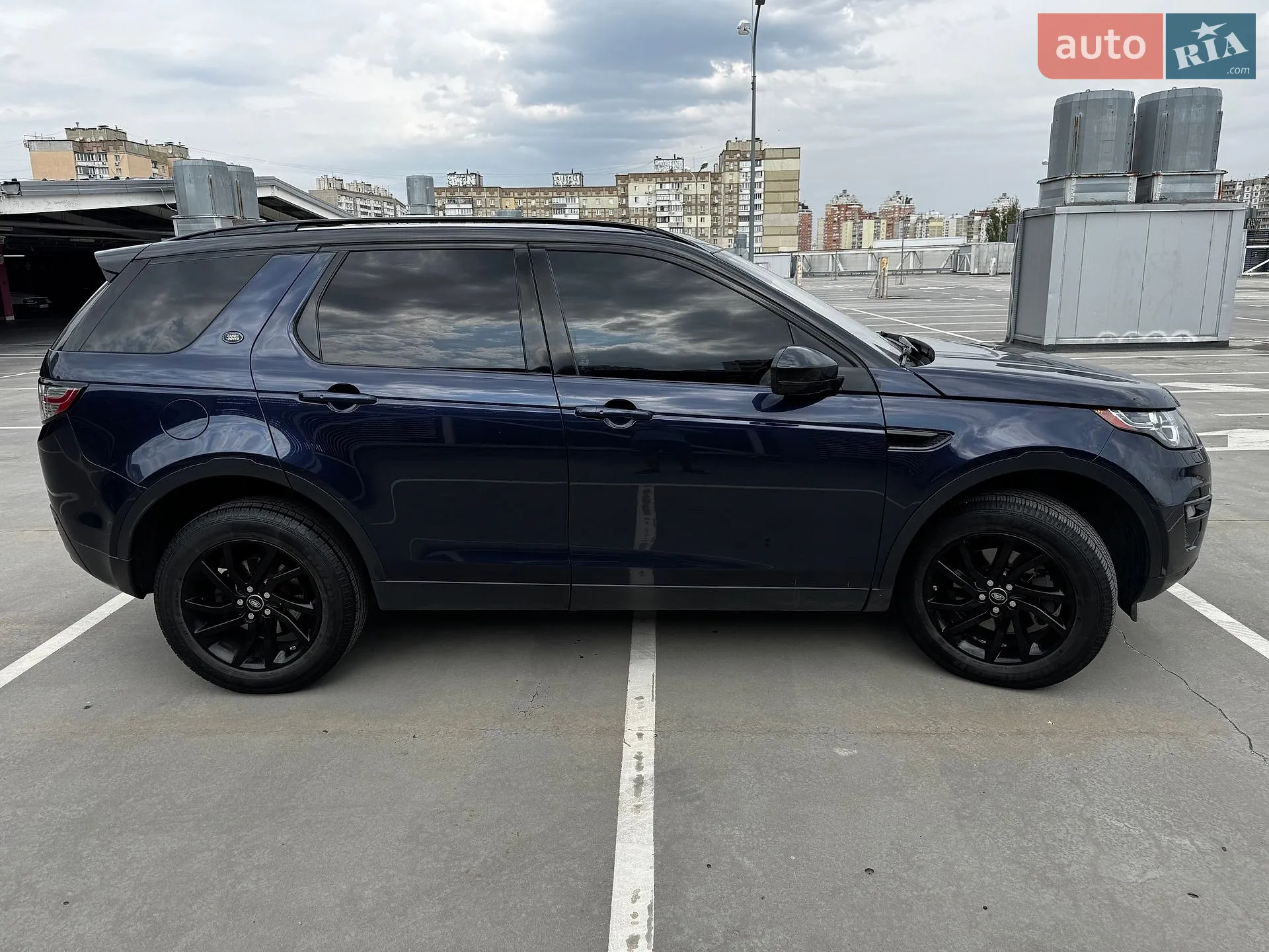 2016 Land Rover Discovery - мініатюра 4