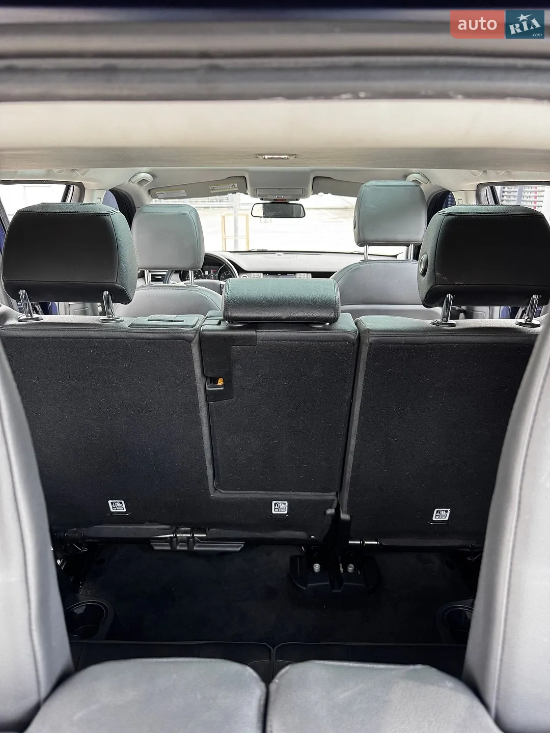 2016 Land Rover Discovery - мініатюра 48