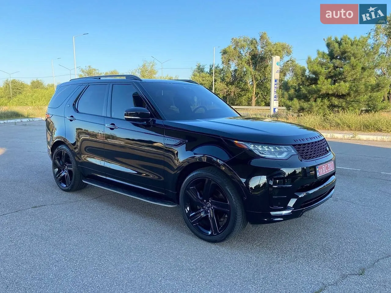 2017 Land Rover Discovery - мініатюра 2