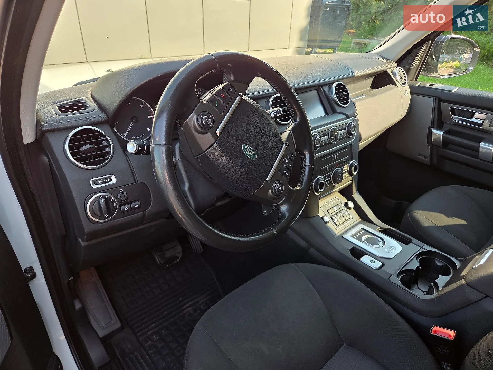 2016 Land Rover Discovery - мініатюра 7