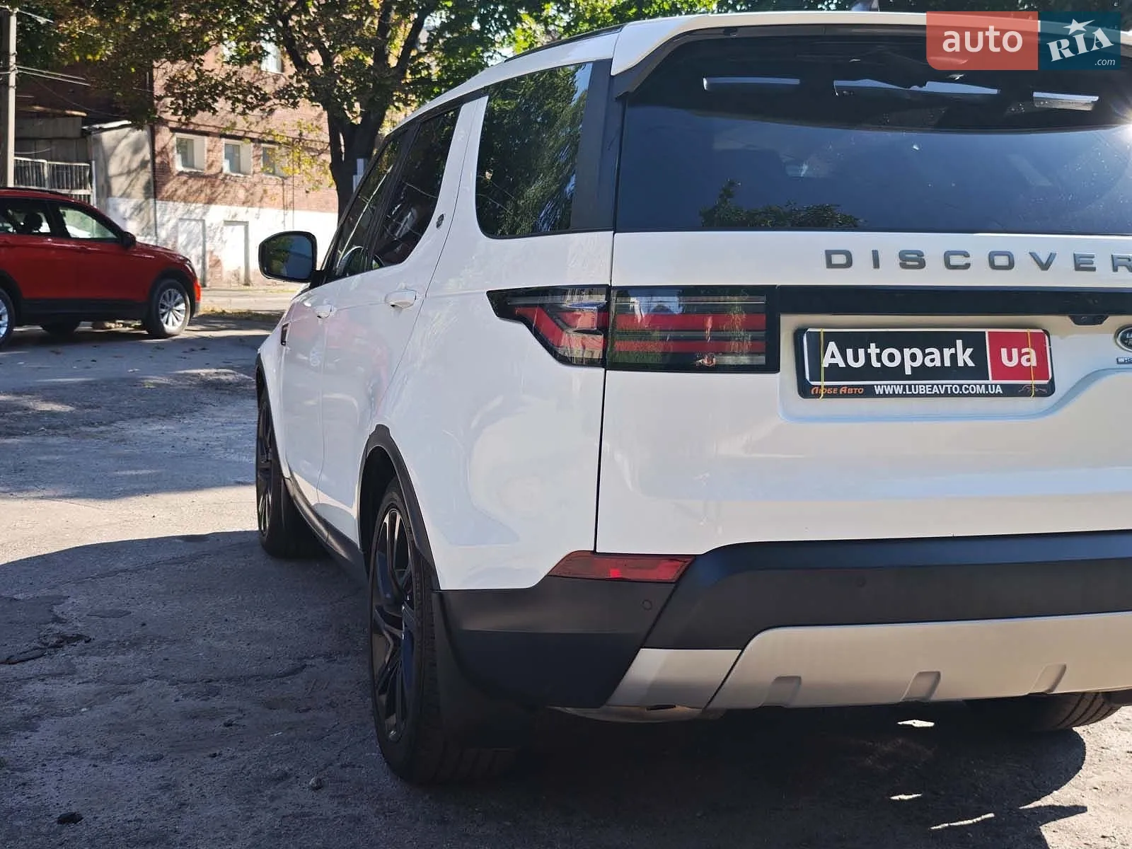 2017 Land Rover Discovery - мініатюра 20