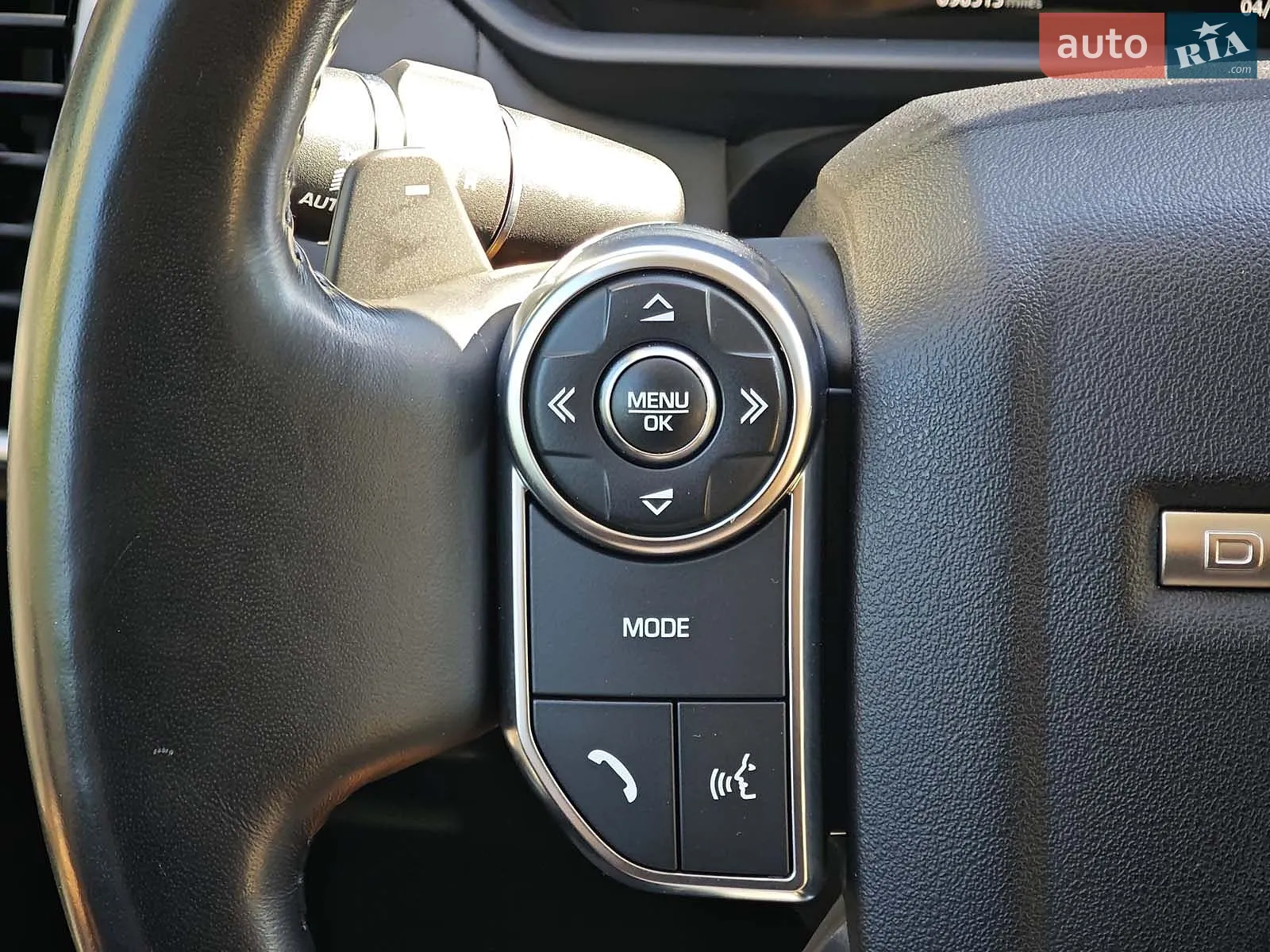 2017 Land Rover Discovery - мініатюра 37