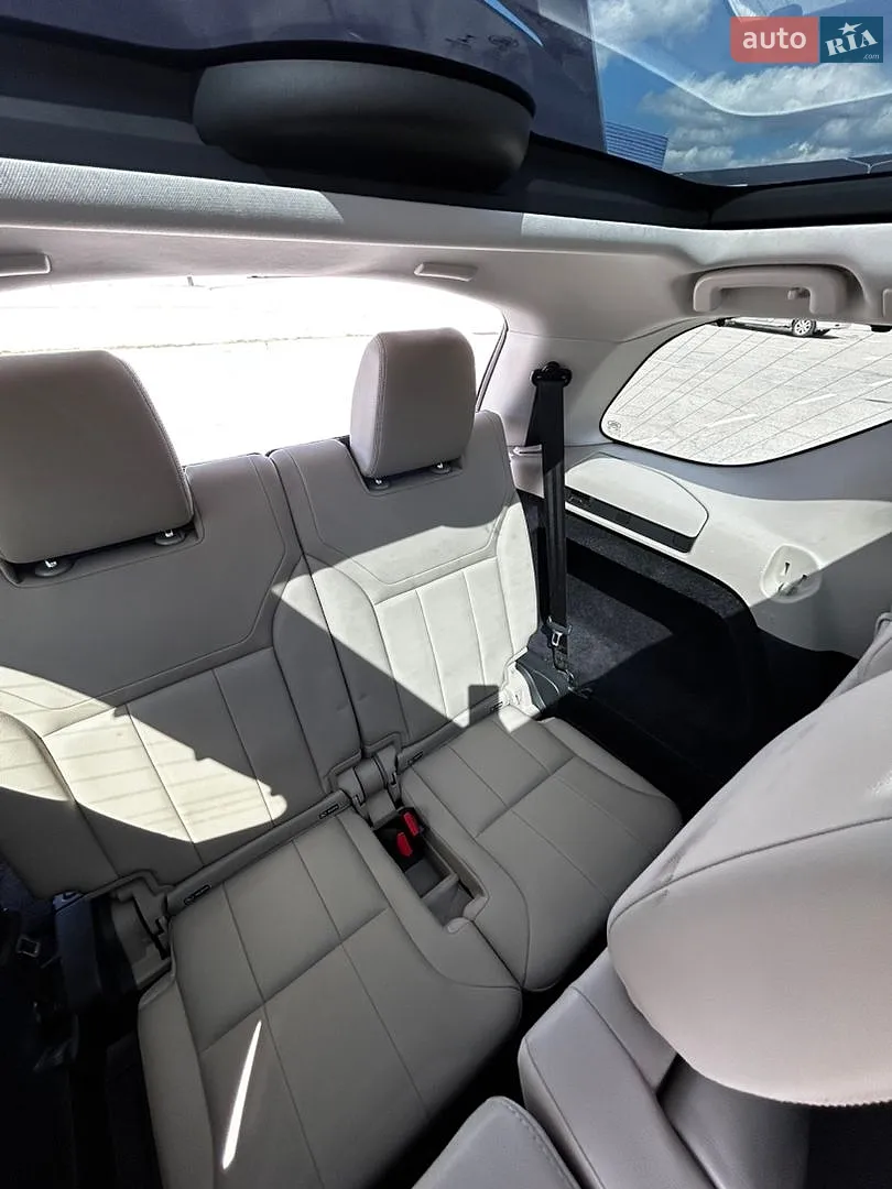 2019 Land Rover Discovery - мініатюра 45