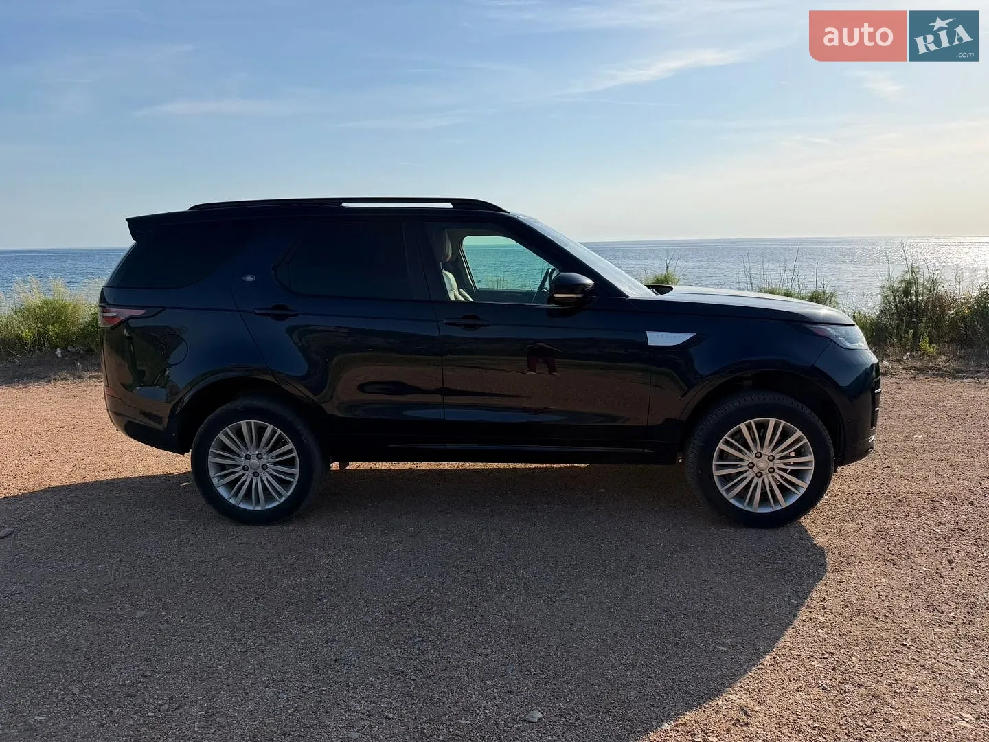 2019 Land Rover Discovery - мініатюра 3