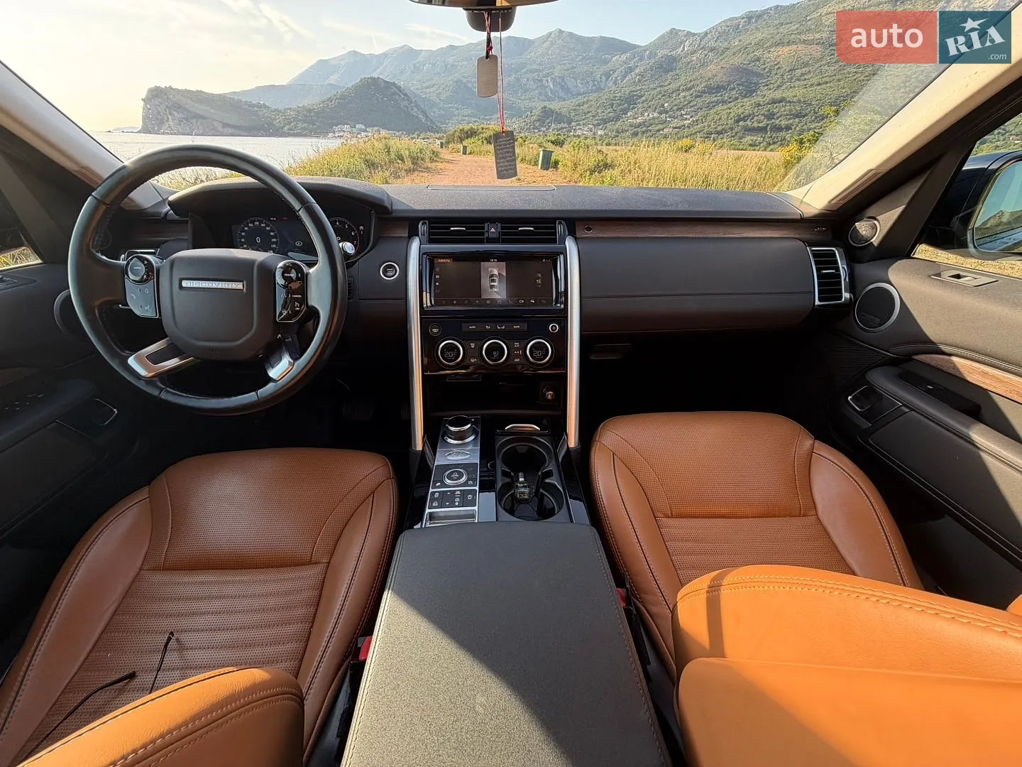 2019 Land Rover Discovery - мініатюра 31