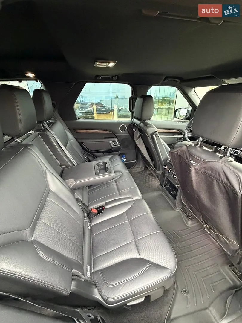 2019 Land Rover Discovery - мініатюра 17