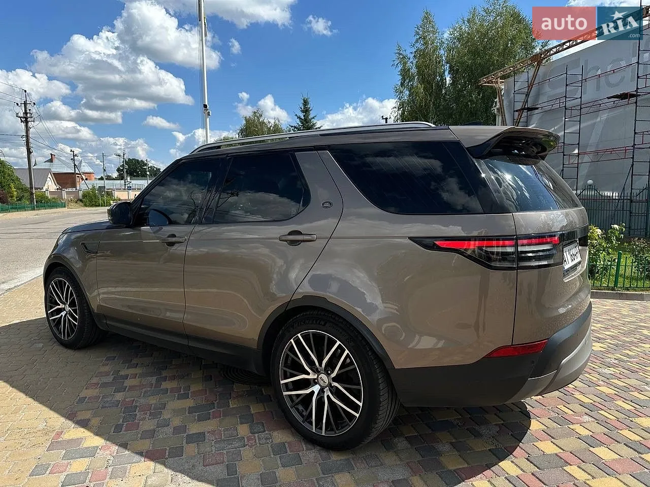 2017 Land Rover Discovery - мініатюра 4