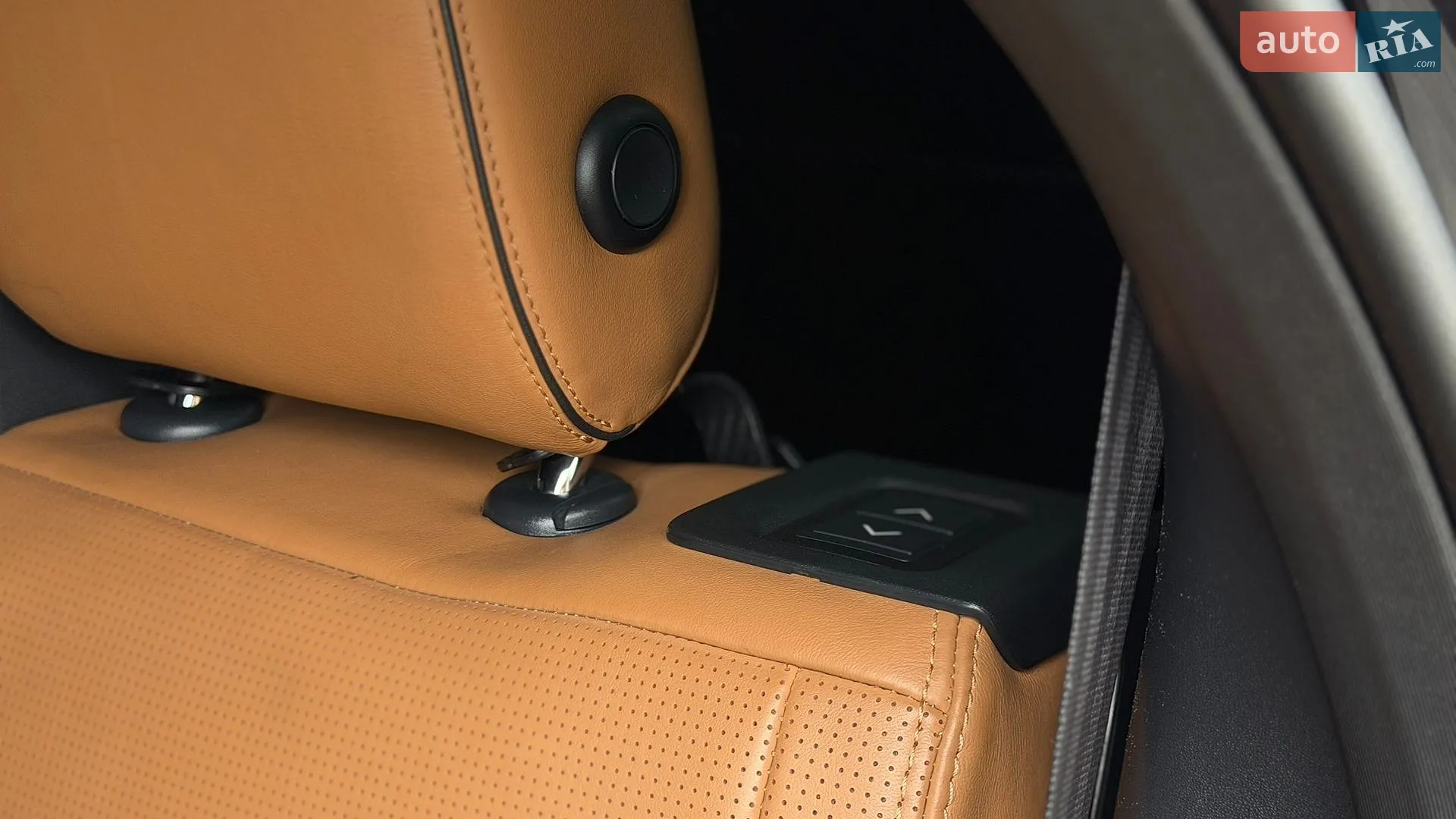 2018 Land Rover Discovery - мініатюра 37