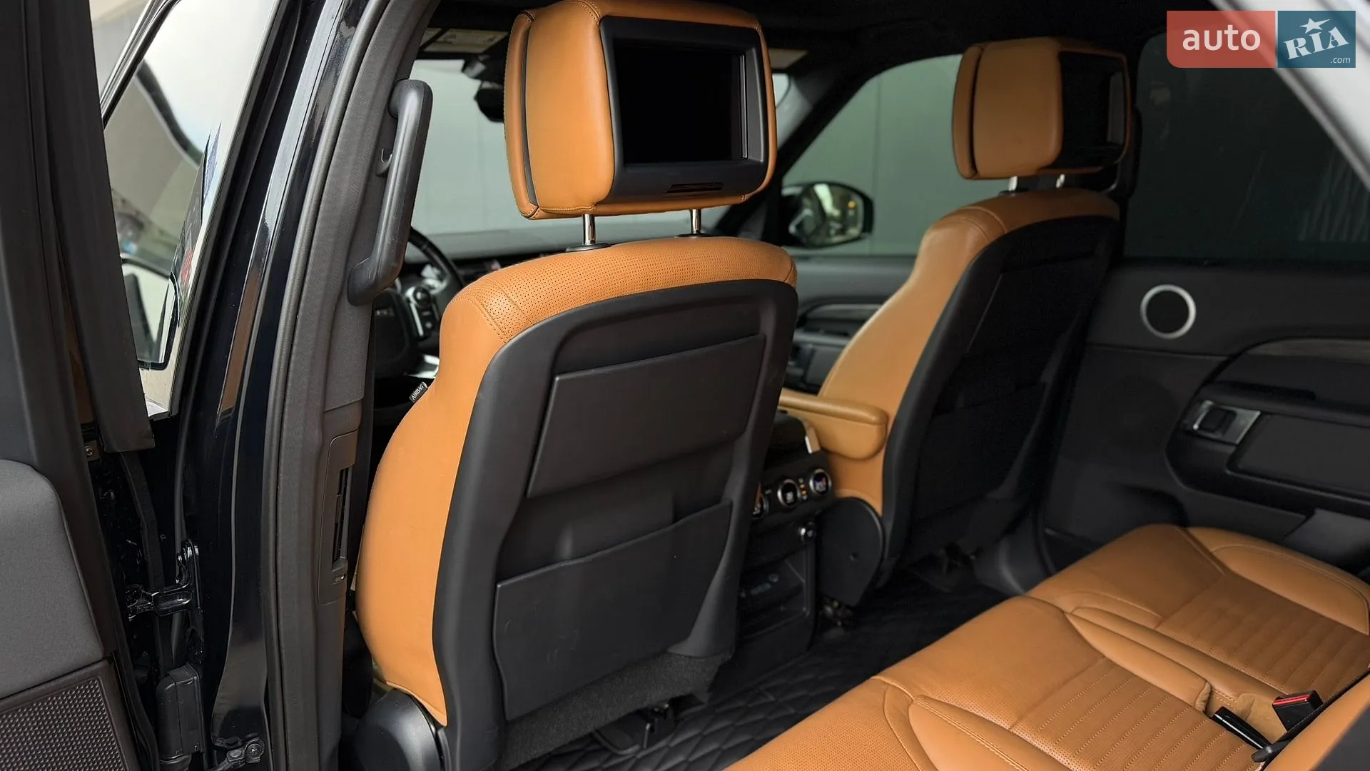 2018 Land Rover Discovery - мініатюра 33