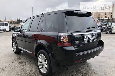 Позашляховик / Кросовер Land Rover Freelander 2013 в 
