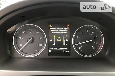 Позашляховик / Кросовер Land Rover Freelander 2013 в 