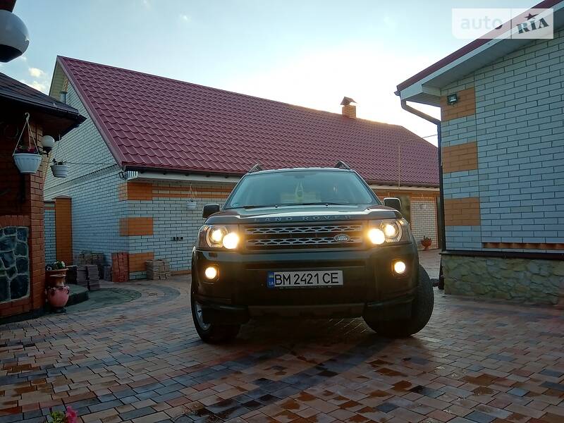 Позашляховик / Кросовер Land Rover Freelander 2010 в 