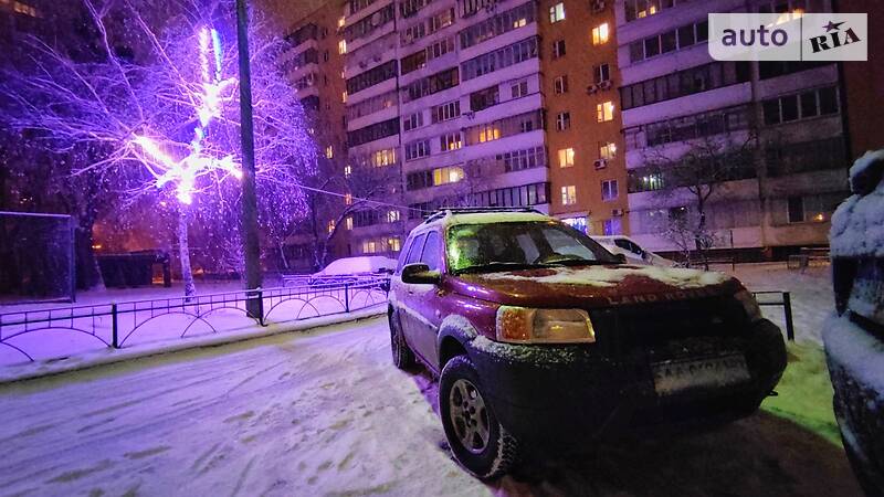 Позашляховик / Кросовер Land Rover Freelander 2000 в Києві