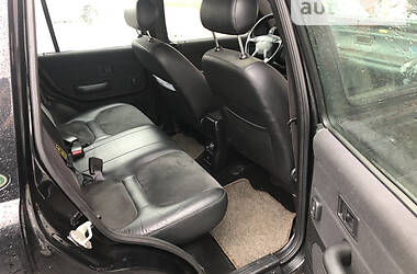 Позашляховик / Кросовер Land Rover Freelander 2003 в 