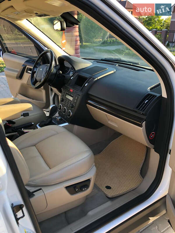 Позашляховик / Кросовер Land Rover Freelander 2011 в Івано-Франківську