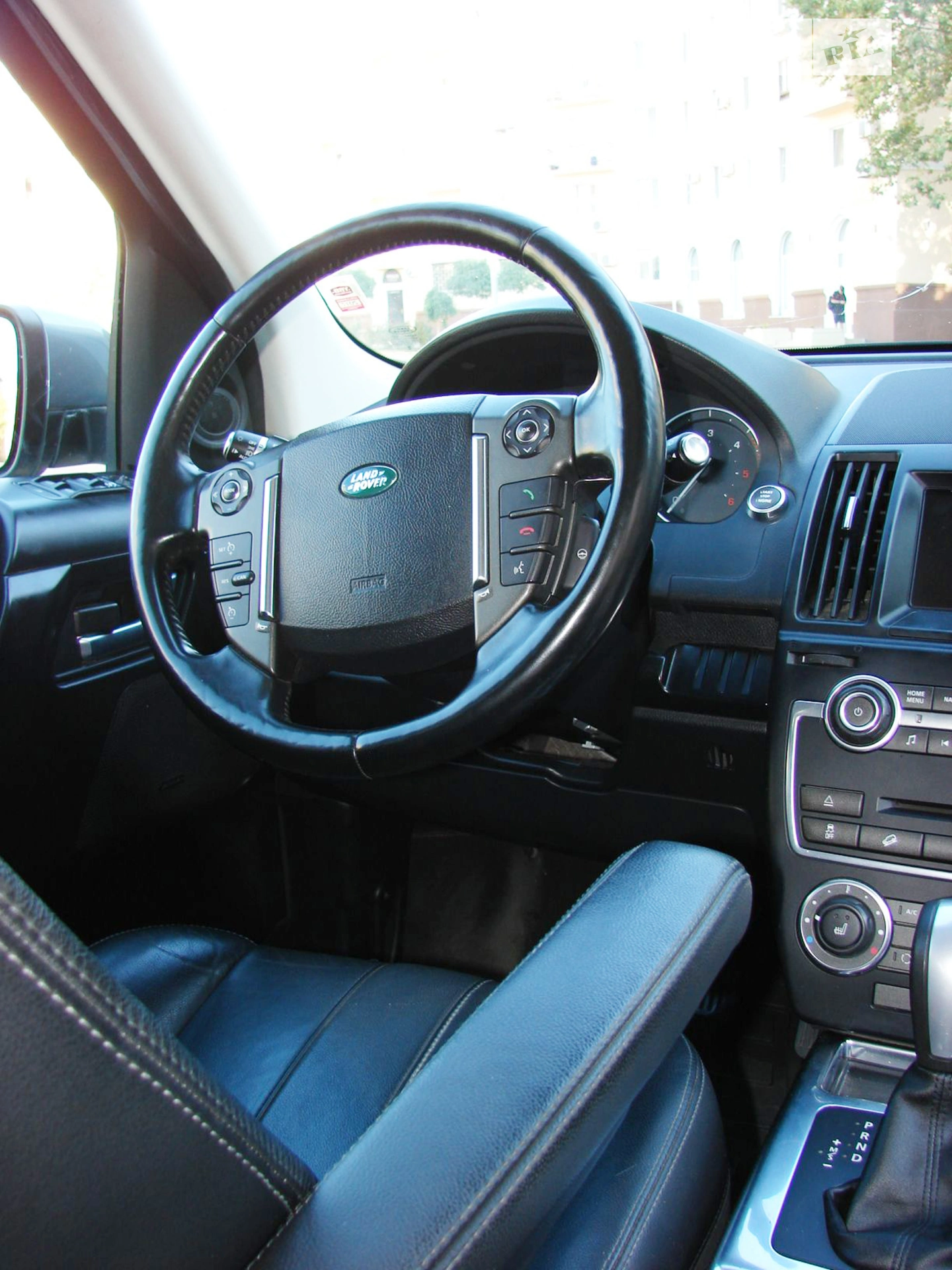 2013 Land Rover Freelander - мініатюра 17