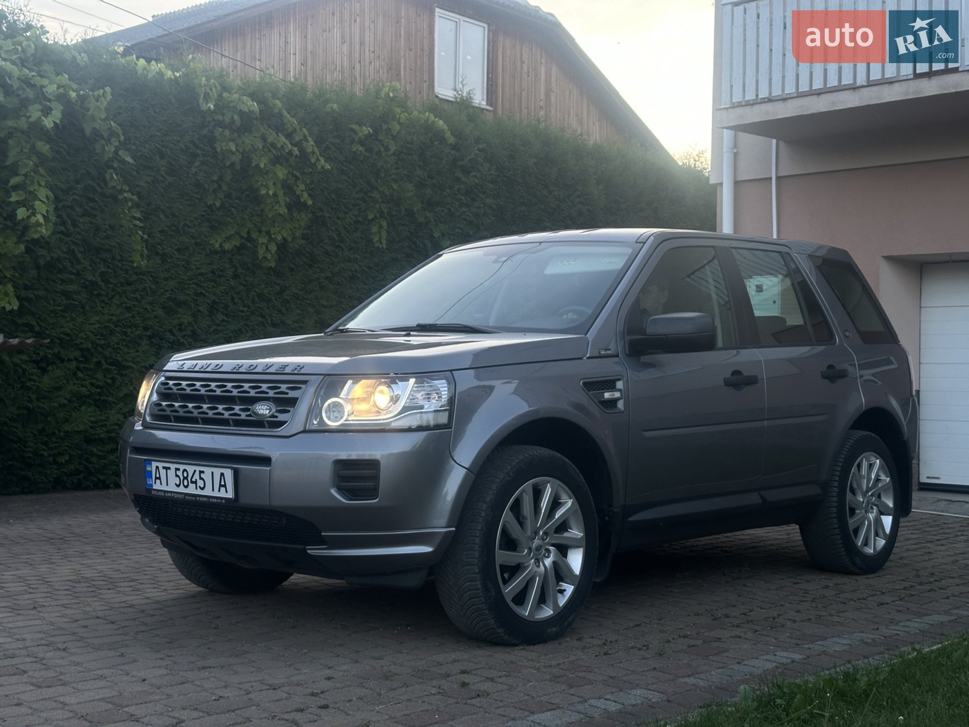 2012 Land Rover Freelander - мініатюра 10