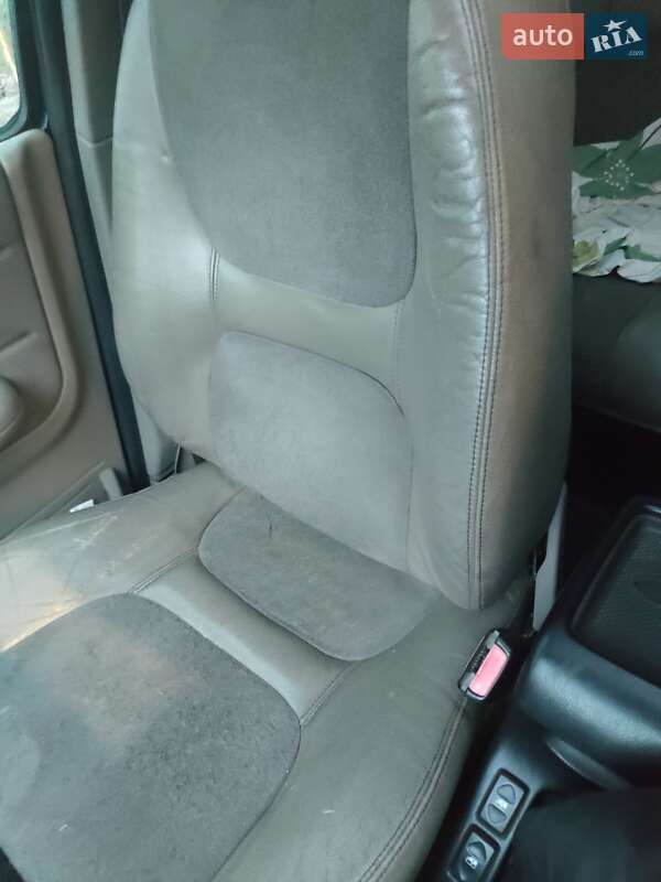 Позашляховик / Кросовер Land Rover Freelander 2003 в Львові