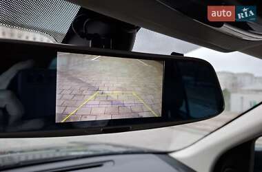 Внедорожник / Кроссовер Land Rover Freelander 2012 в 