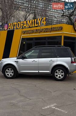Позашляховик / Кросовер Land Rover Freelander 2013 в 