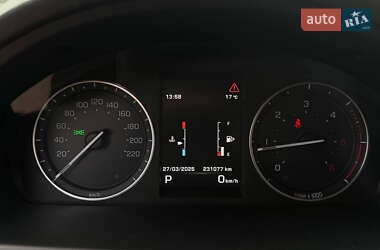 Позашляховик / Кросовер Land Rover Freelander 2013 в 