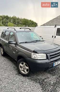 Внедорожник / Кроссовер Land Rover Freelander 2002 в 