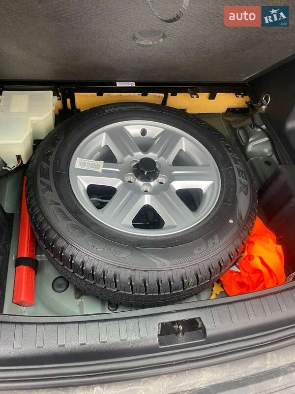 Позашляховик / Кросовер Land Rover Freelander 2013 в Івано-Франківську