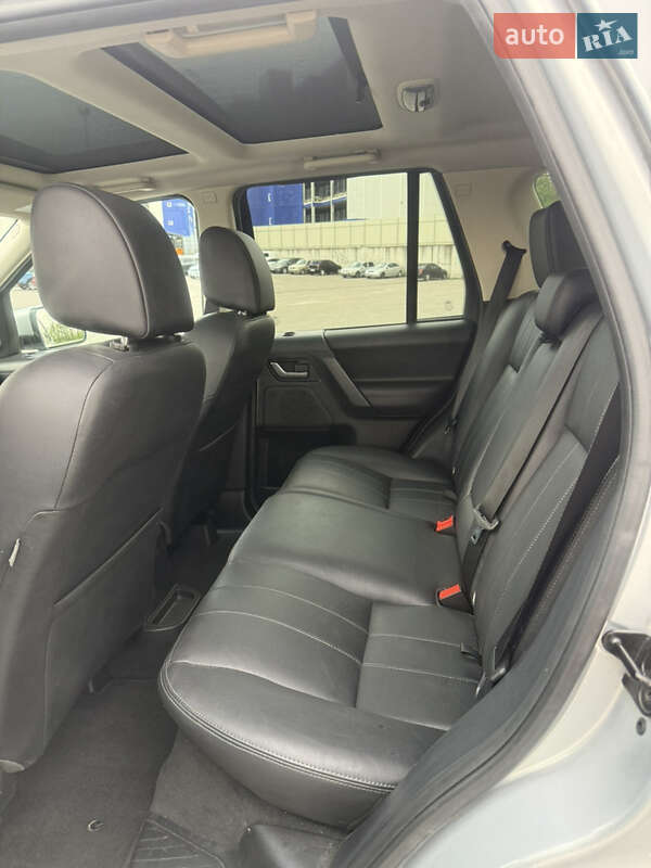 Позашляховик / Кросовер Land Rover Freelander 2013 в Києві