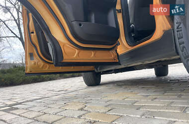 Внедорожник / Кроссовер Land Rover Freelander 2009 в 