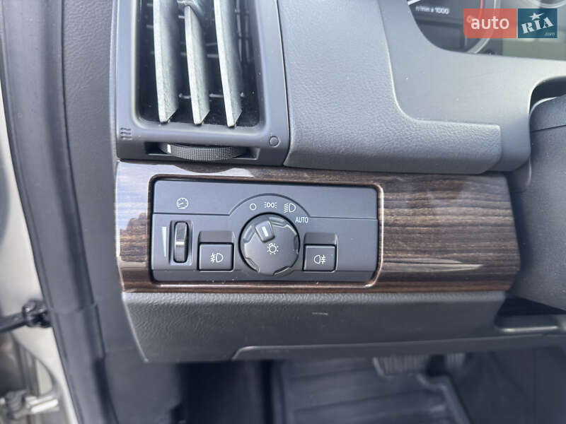 Позашляховик / Кросовер Land Rover Freelander 2011 в Коломиї