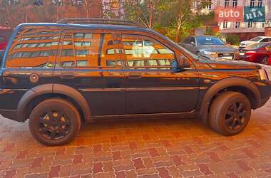 Позашляховик / Кросовер Land Rover Freelander 2004 в 