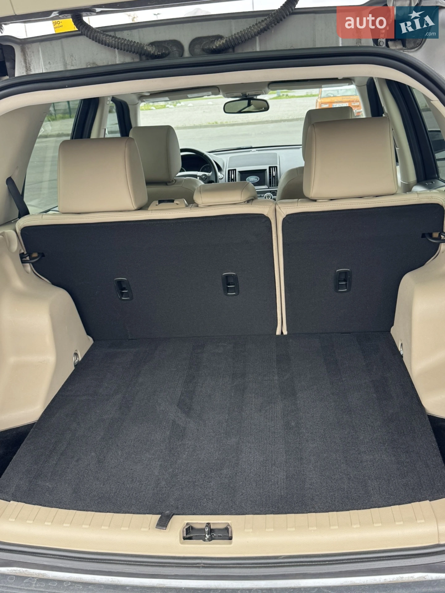 2013 Land Rover Freelander - мініатюра 12