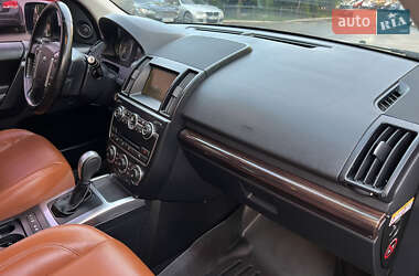 Позашляховик / Кросовер Land Rover Freelander 2013 в 