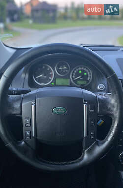 Позашляховик / Кросовер Land Rover Freelander 2011 в 