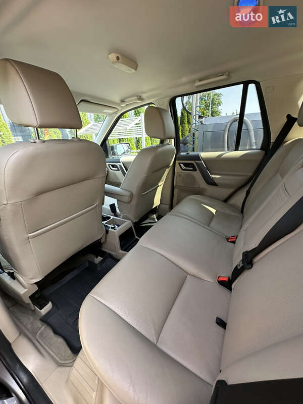 Позашляховик / Кросовер Land Rover Freelander 2010 в Коростені