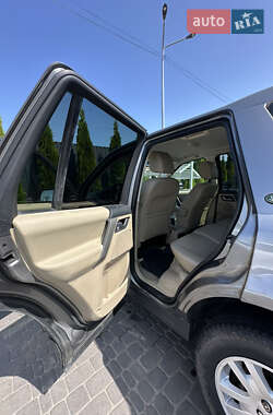 Позашляховик / Кросовер Land Rover Freelander 2010 в 