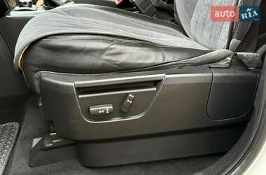 Позашляховик / Кросовер Land Rover Freelander 2012 в Сарнах