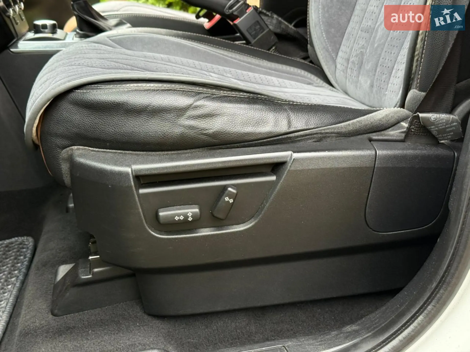 2012 Land Rover Freelander - мініатюра 9