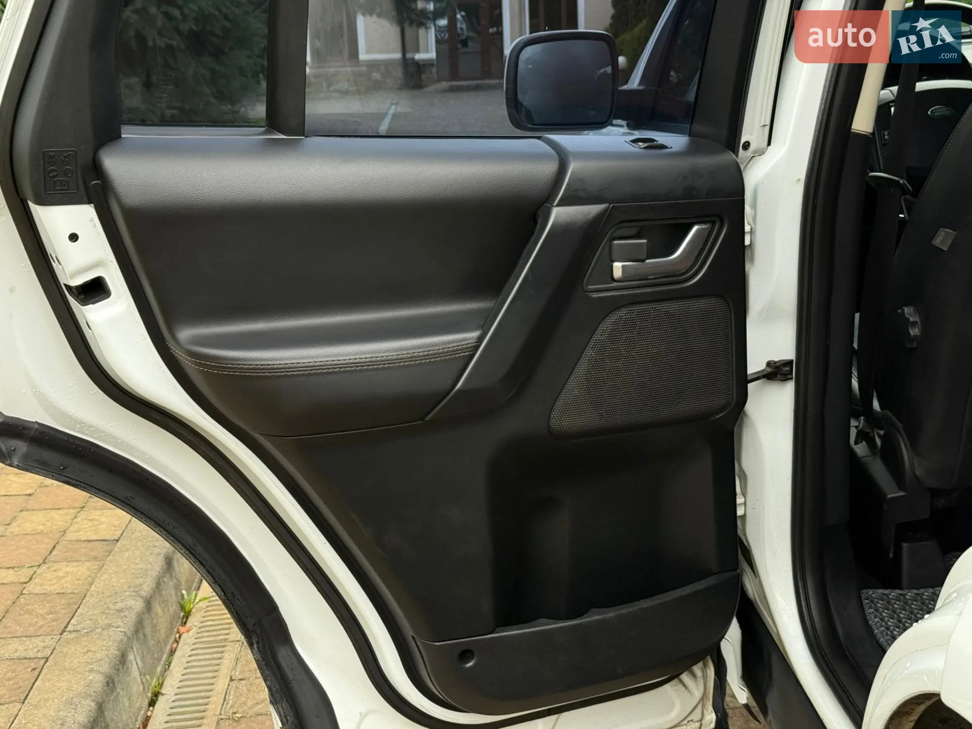 2012 Land Rover Freelander - мініатюра 17