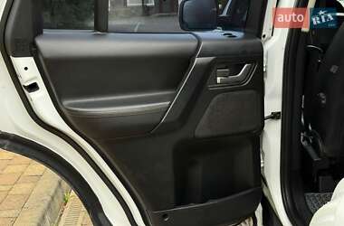 Внедорожник / Кроссовер Land Rover Freelander 2012 в 