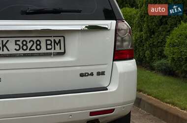 Внедорожник / Кроссовер Land Rover Freelander 2012 в 