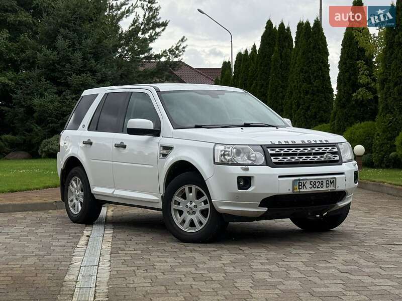 Позашляховик / Кросовер Land Rover Freelander 2012 в Сарнах